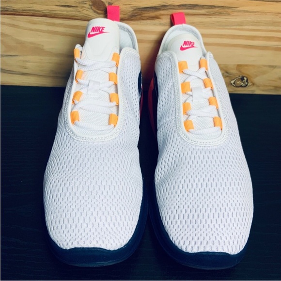 Nike Air Max Motion 2 Hot Pink Shoes - Picture 5 of 10